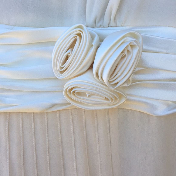 Sheer dress - Picture 2 of 10